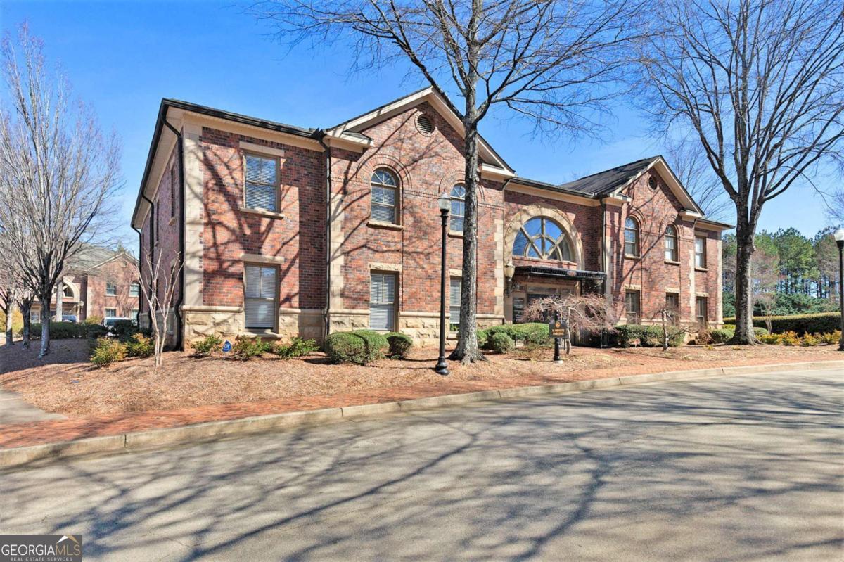 5400 Laurel Springs PKWY 203