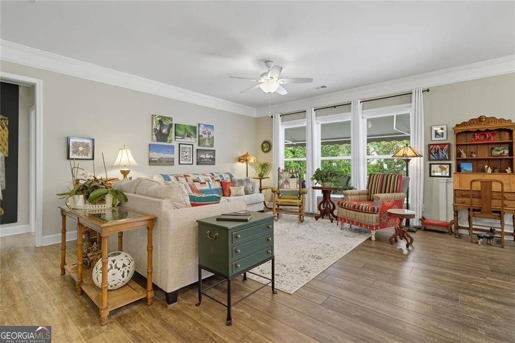 WOODHAVEN COURT - Residential