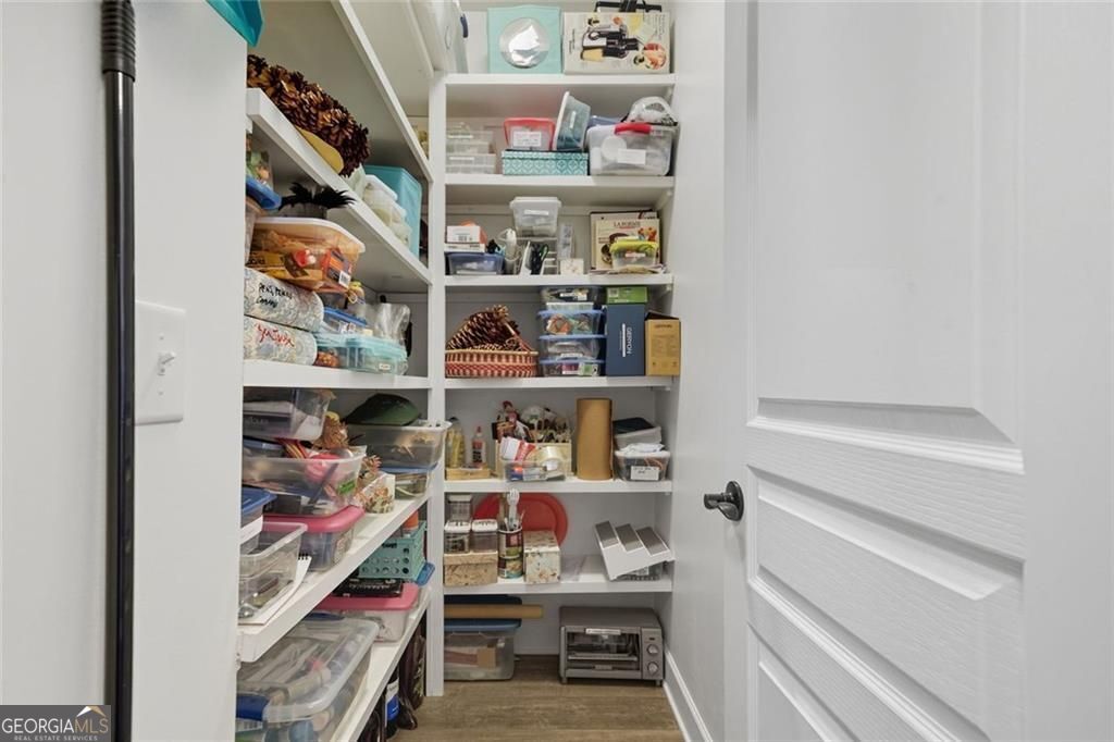 WOODHAVEN COURT - Residential