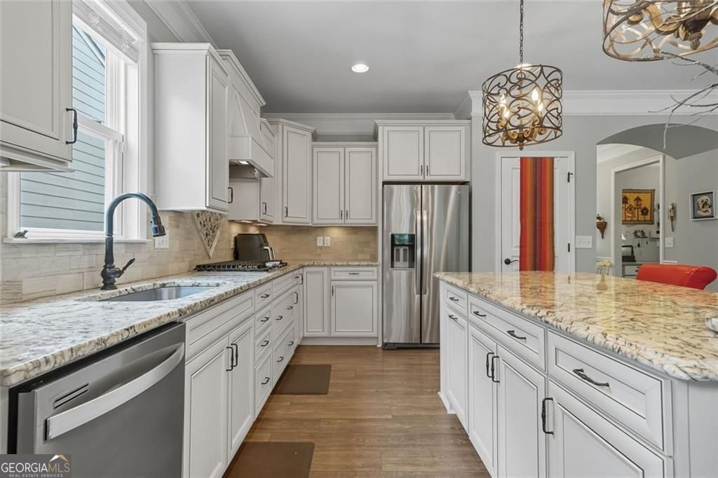 WOODHAVEN COURT - Residential