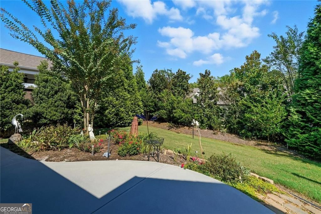 WOODHAVEN COURT - Residential