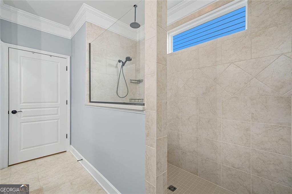 WOODHAVEN COURT - Residential