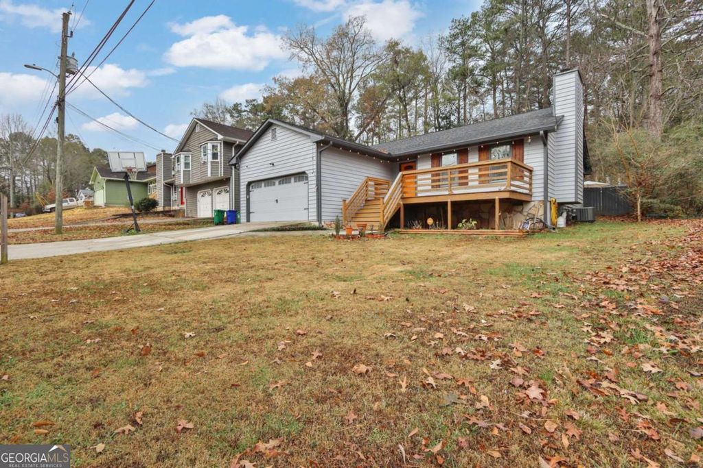 Photo of 700 Pepperwood Trl, Stone Mountain, GA 30087 (MLS # 10656840)
