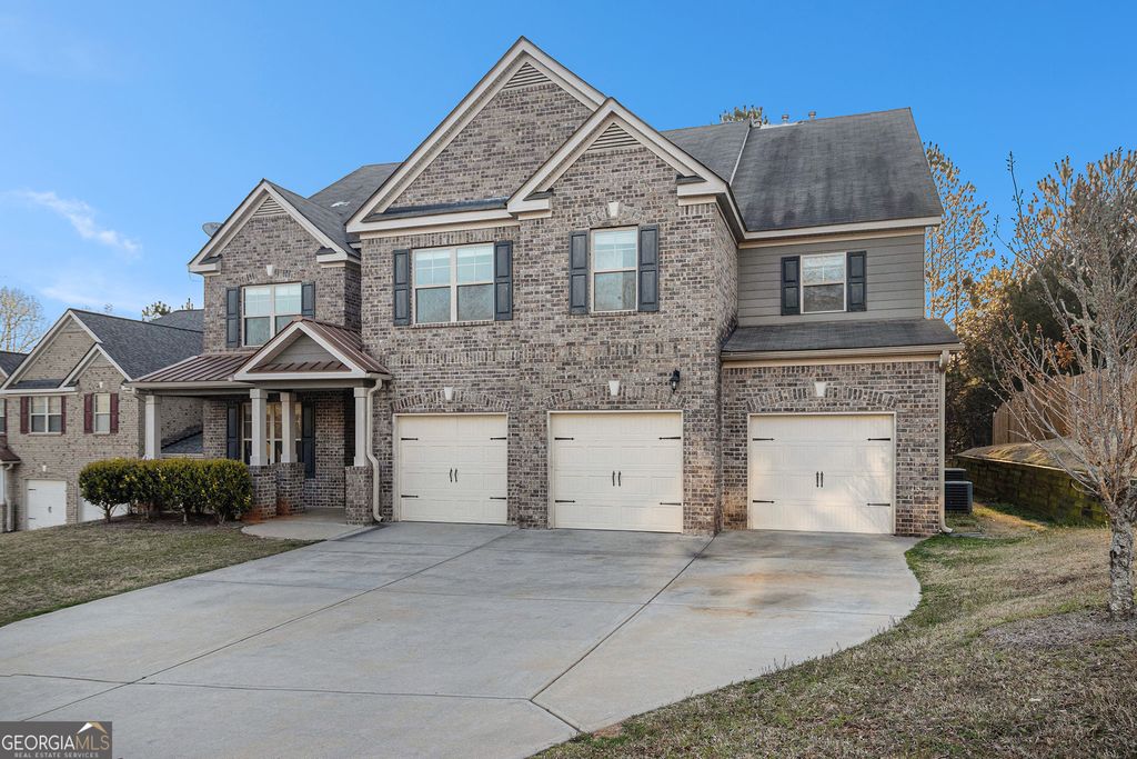 Photo of 7691 Brazos Trail, Fairburn, GA 30213 (MLS # 10659730)