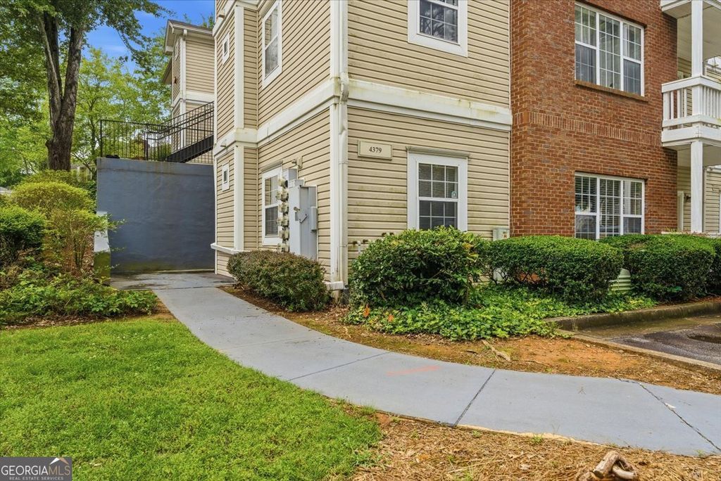 Photo of 4379 Orchard Park Ct, Stone Mountain, GA 30083 (MLS # 10774605)