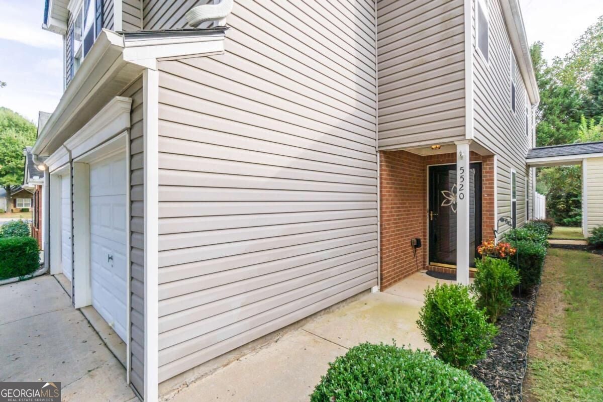 5520 Mountain Top Place