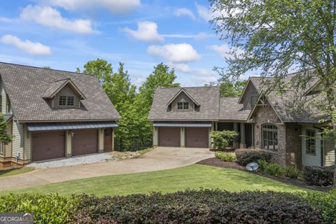 A home in Toccoa