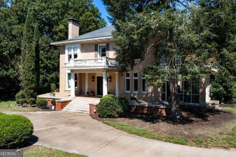 Single Family Residence in Cartersville GA 705 West Avenue 3.jpg