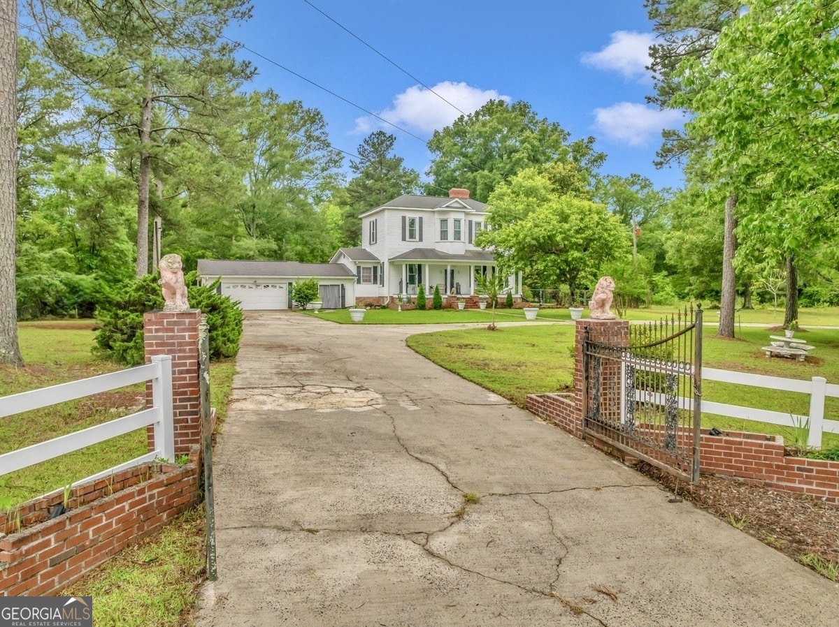 556 Old Monticello RD NW