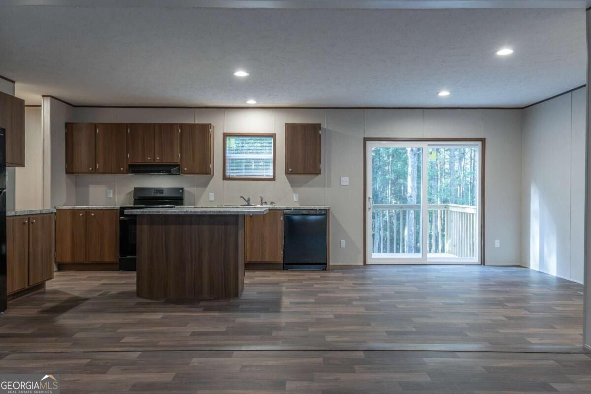 55 Gordon RD