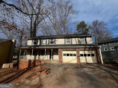 Photo of 4984 Willow Overlook, Stone Mountain, GA 30088 (MLS # 10676867)