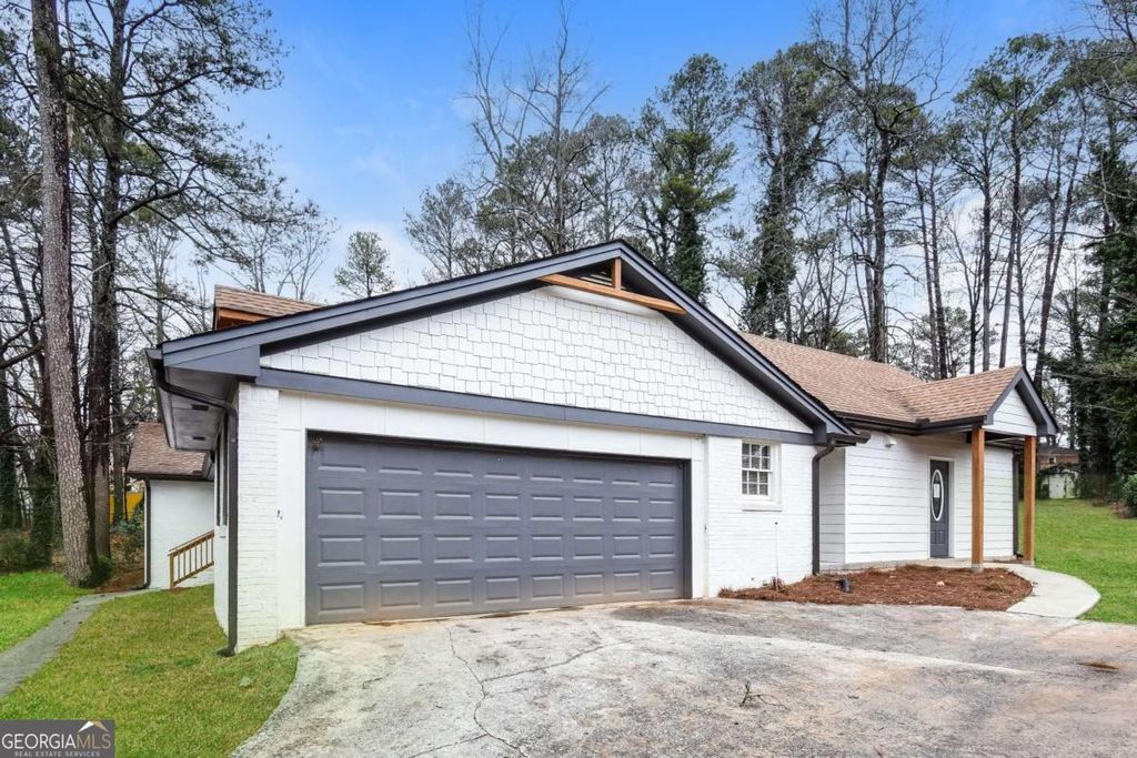 Photo of 313 Linda Drive, Tucker, GA 30084 (MLS # 10708104)