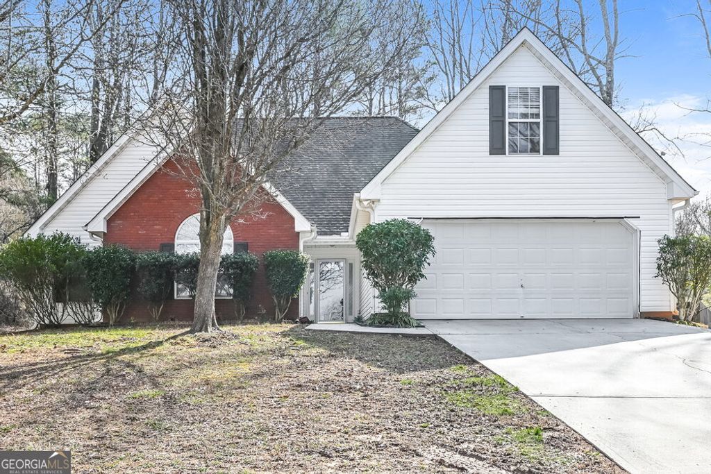 Photo of 138 Towler Shoals Drive, Loganville, GA 30052 (MLS # 10706442)