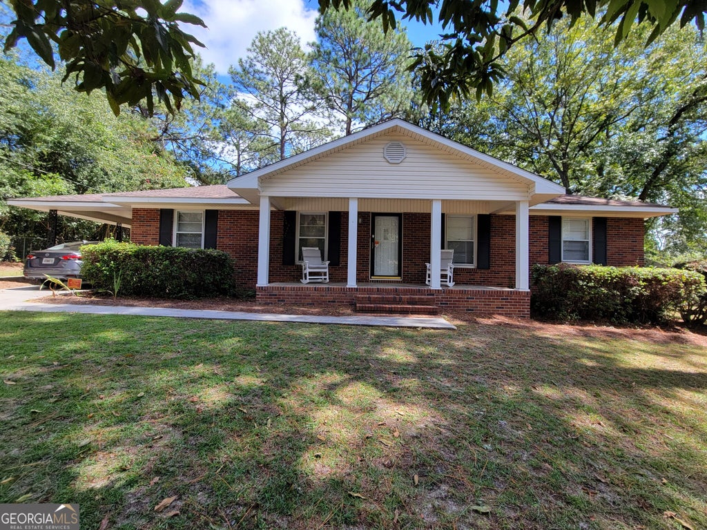 Photo of 107 Nottingham Trail, Statesboro, GA 30458 (MLS # 10855306)