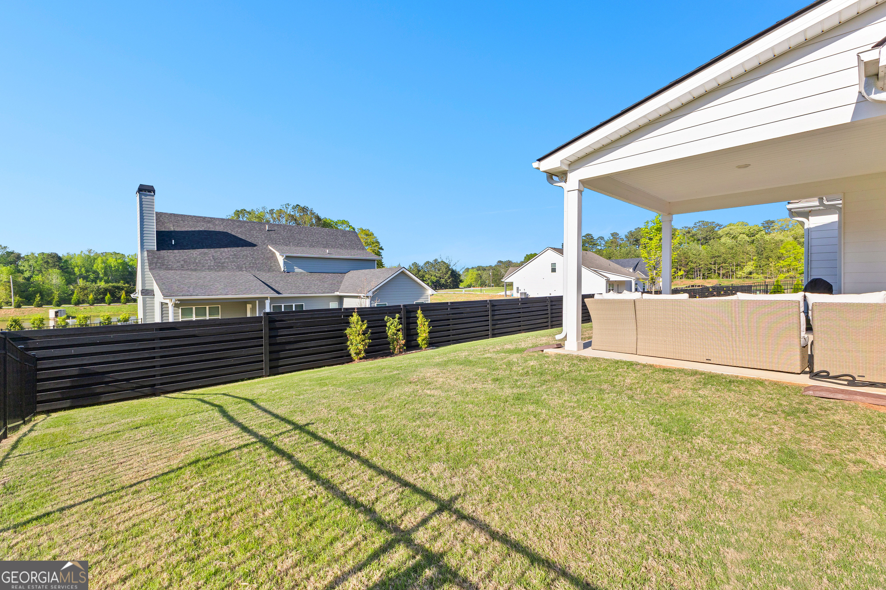 Senoia, Georgia 30276, United States, 4 Bedrooms Bedrooms, ,3 BathroomsBathrooms,Residential,Active,181452