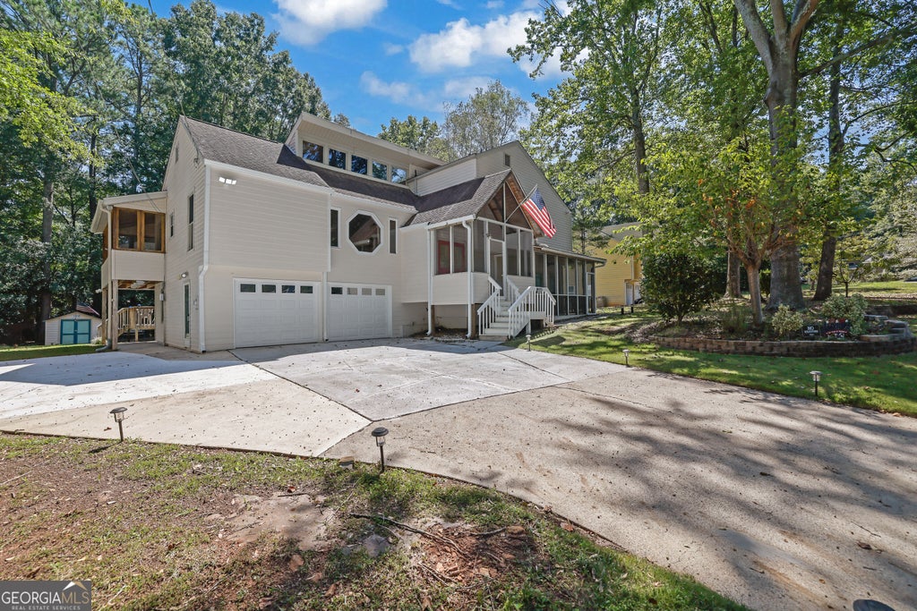 Photo of 3956 Viewpoint Court, Marietta, GA 30066 (MLS # 10849530)