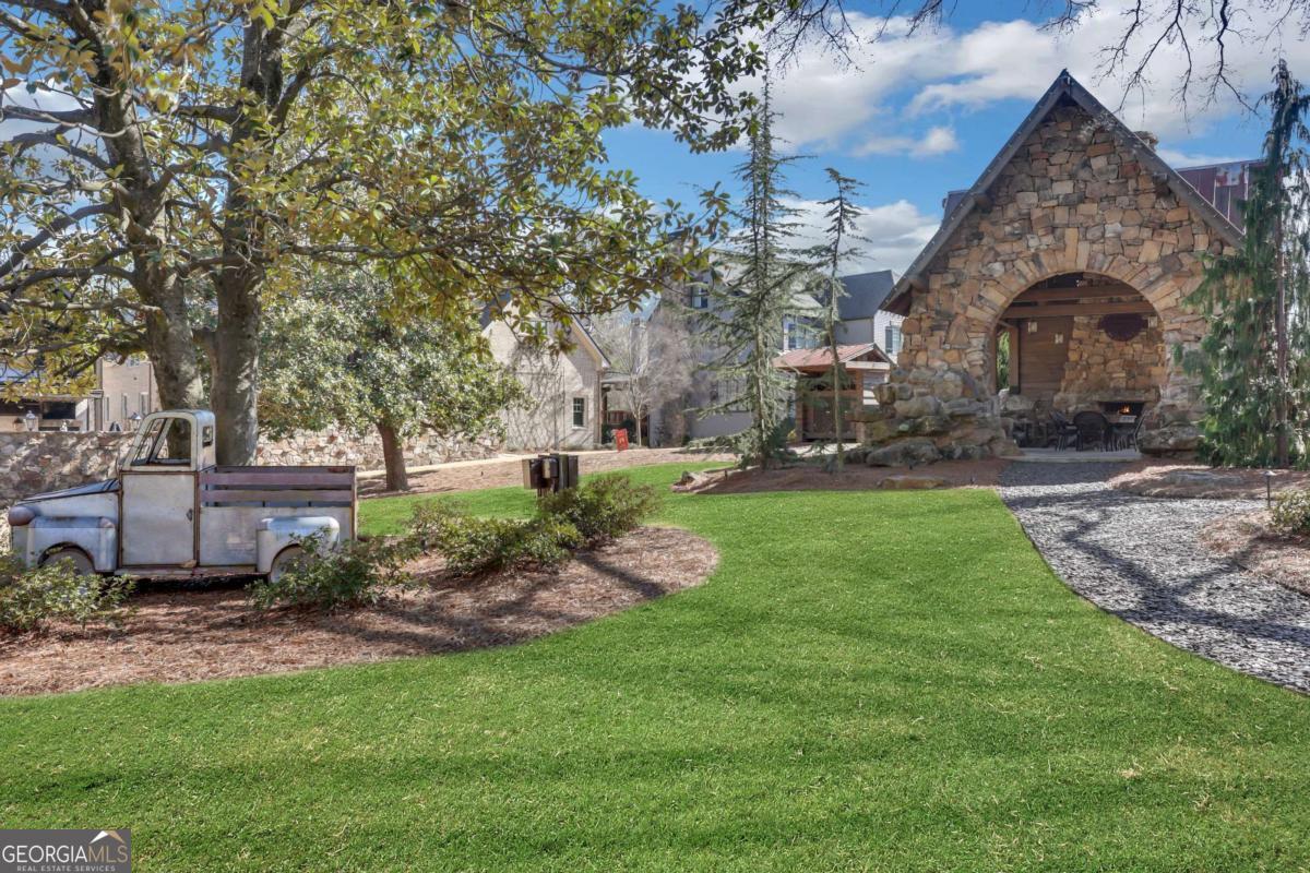 The Oaks at Mill Pond - Residential