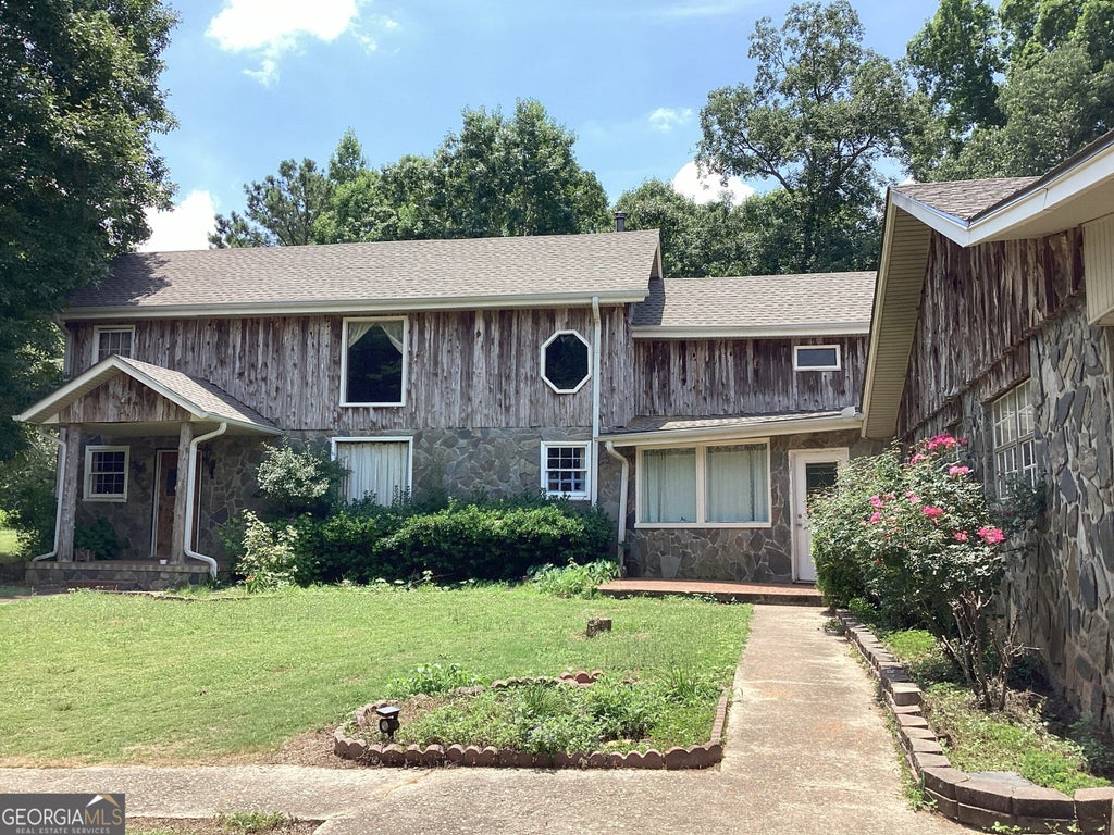 Photo of 220 Ennis Road, Barnesville, GA 30204 (MLS # 10782949)