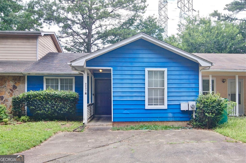 Photo of 5653 Waterford Court, Morrow, GA 30260 (MLS # 10802528)