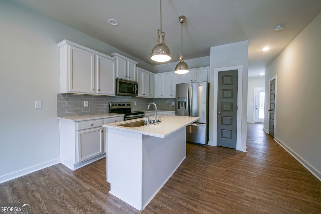 Photo of 305 Lorien Way, Athens, GA 30607 (MLS # 10699688)