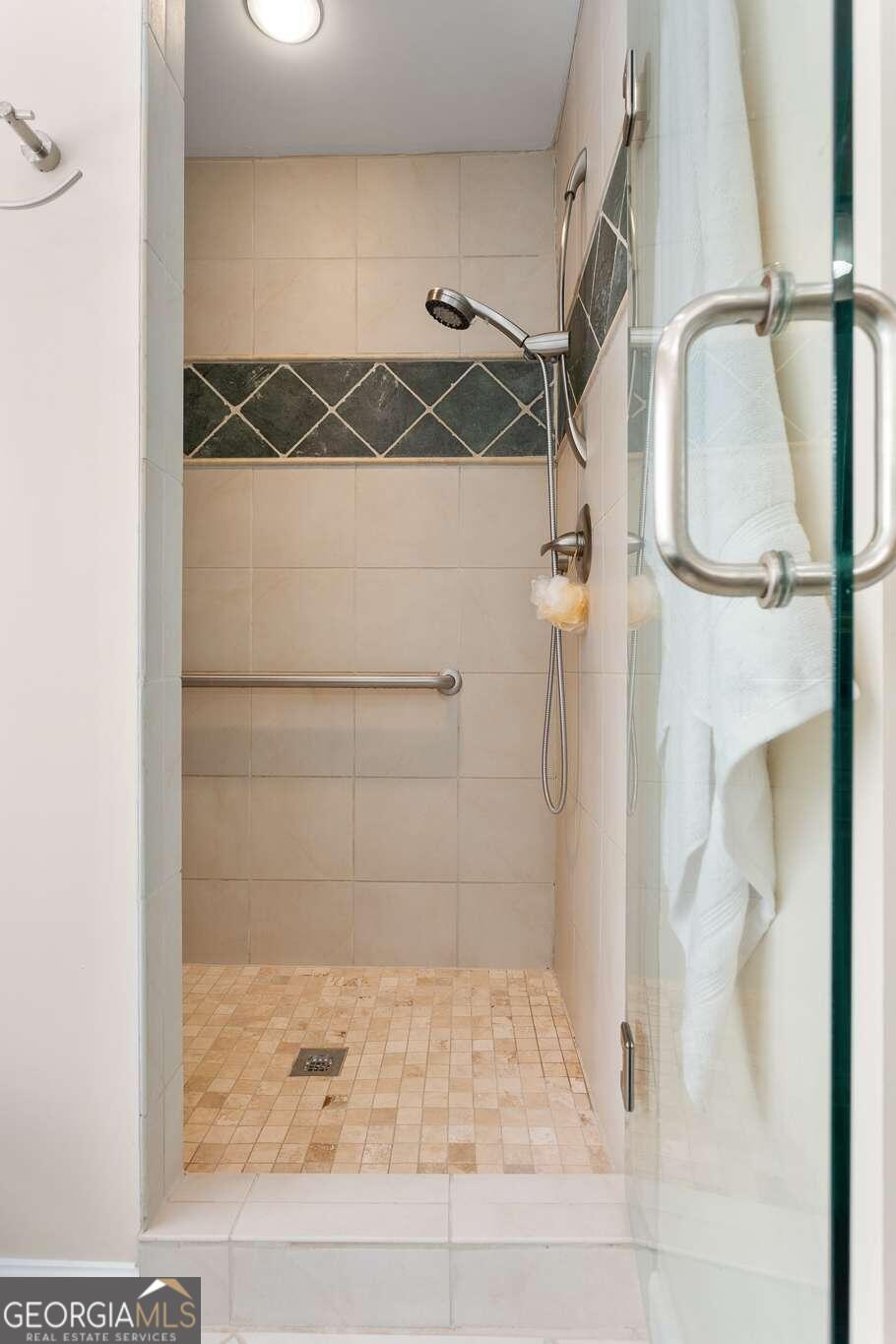 Smyrna, Georgia 30080, United States, 3 Bedrooms Bedrooms, ,3 BathroomsBathrooms,Residential,Pending,38549