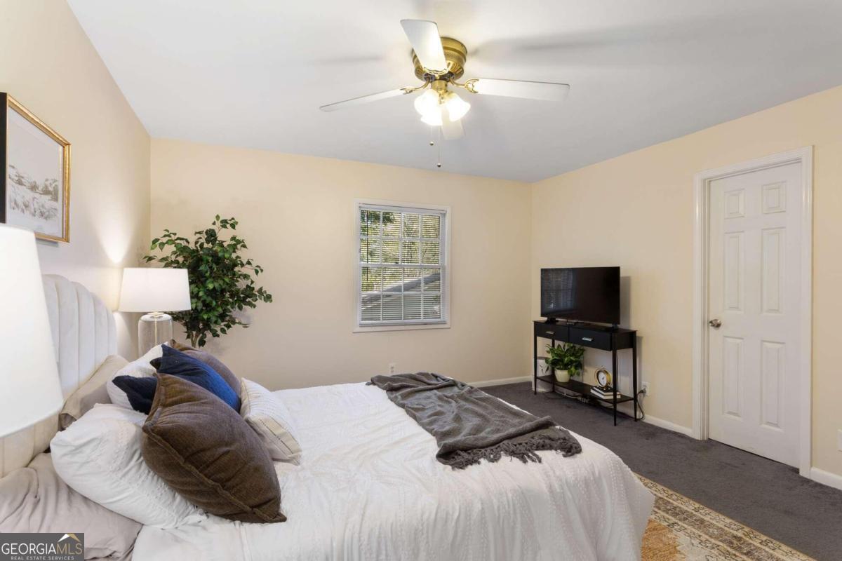 Smyrna, Georgia 30080, United States, 3 Bedrooms Bedrooms, ,3 BathroomsBathrooms,Residential,Pending,38549