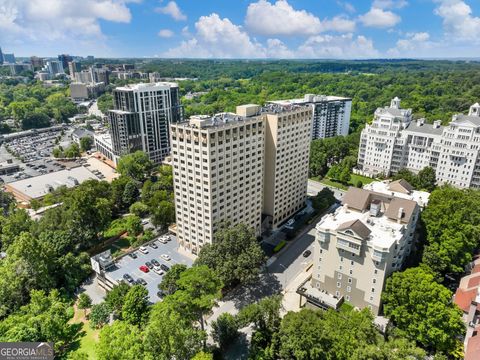 Photo of 2479 Peachtree Road NE #407, Atlanta, GA 30305 (MLS # 10450991)
