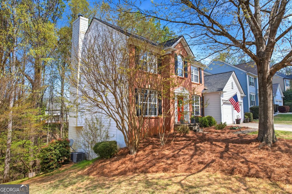 Photo of 2730 Spindletop Lane NW, Kennesaw, GA 30144 (MLS # 10724314)