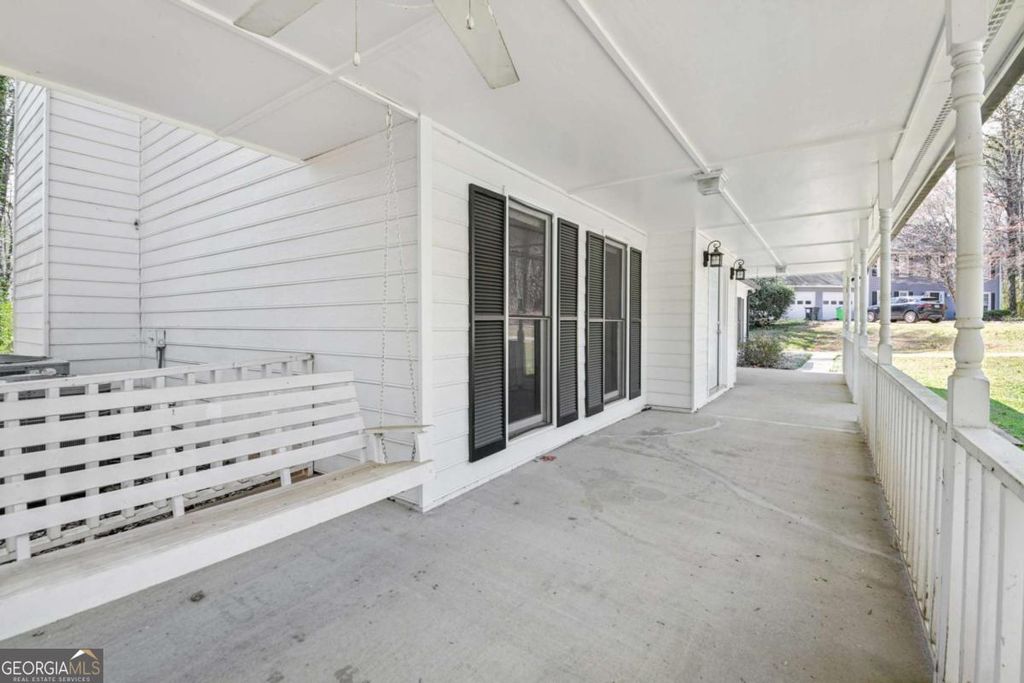 Photo of 1061 Retner Drive SW, Mableton, GA 30126 (MLS # 10719337)