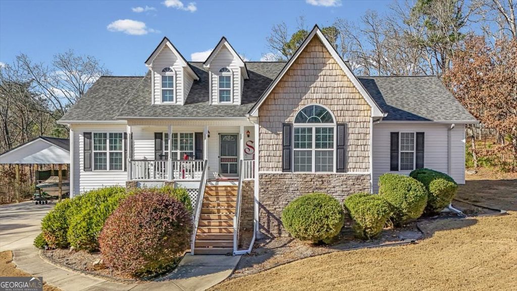 Photo of 341 Sunset Loop, Cedartown, GA 30125 (MLS # 10660822)