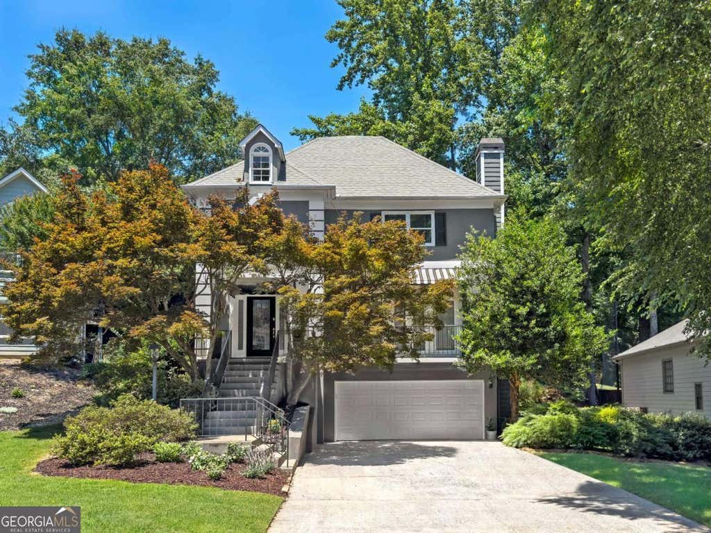 Photo of 10250 Kinross Road, Roswell, GA 30076 (MLS # 10778979)