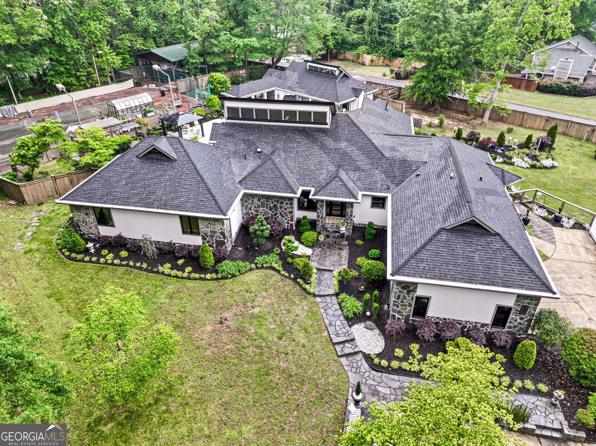 3325 Trickum RD NE