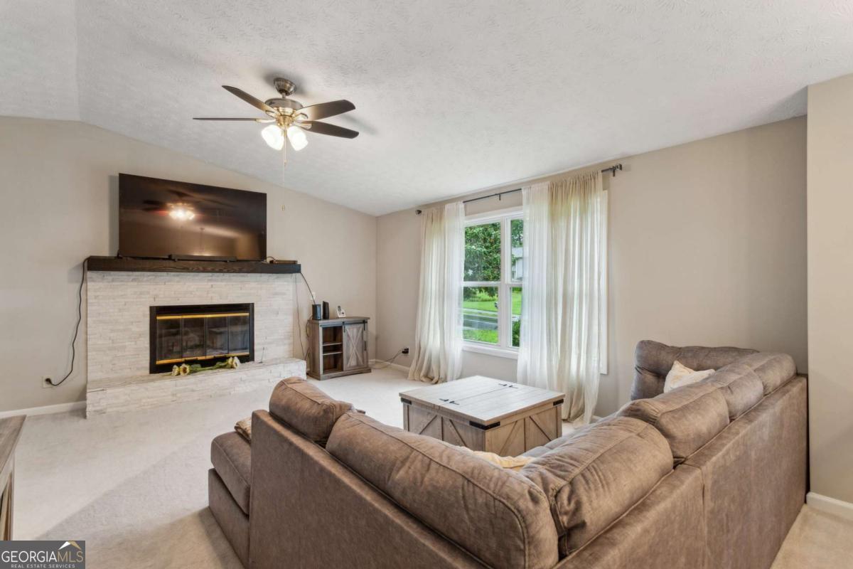 4192 Alaina CIR