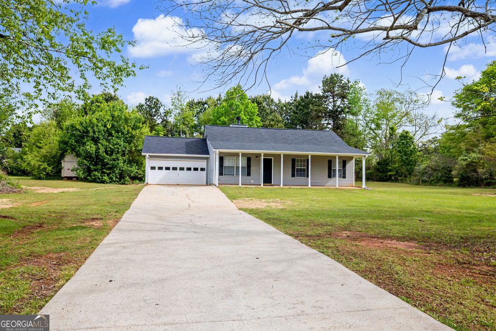 Photo of 613 Coan Drive, Locust Grove, GA 30248 (MLS # 10775841)
