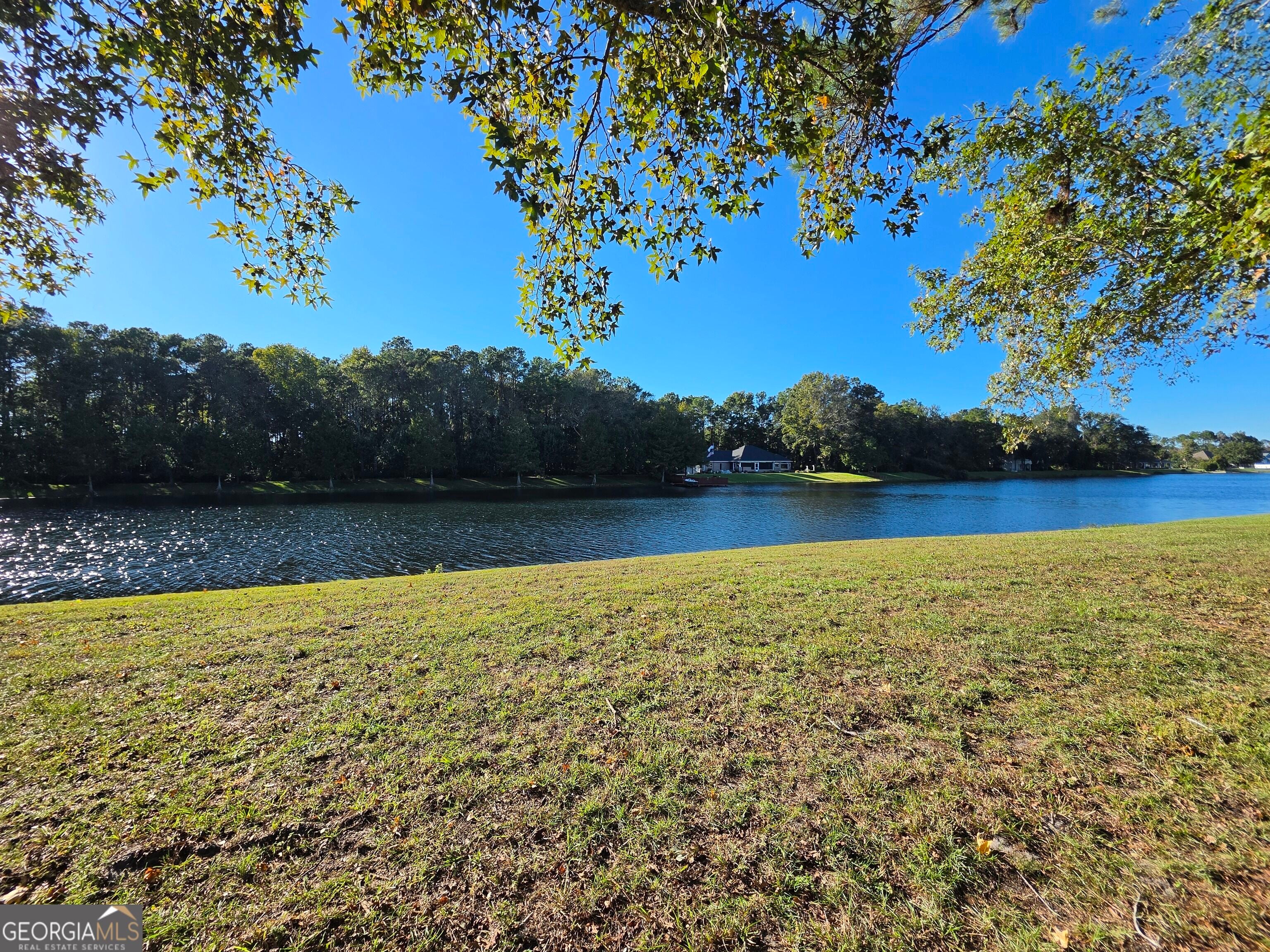 128 Bedford CT