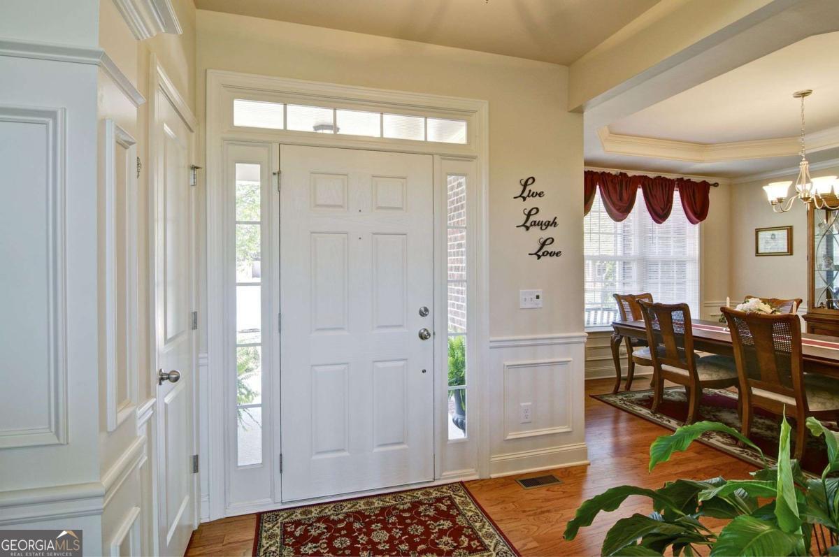 503 Lakeview CT