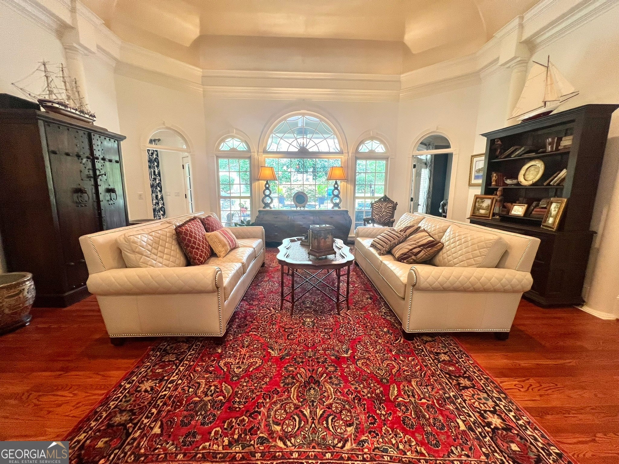 125 Claridge DR