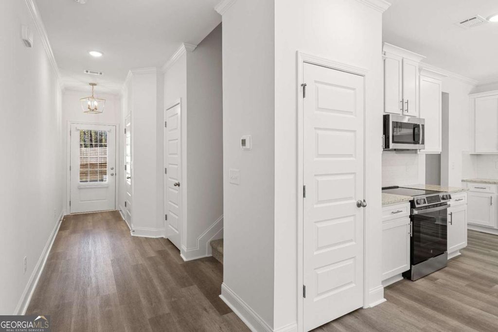 Photo of 5653 Overview Drive, Flowery Branch, GA 30542 (MLS # 10771068)