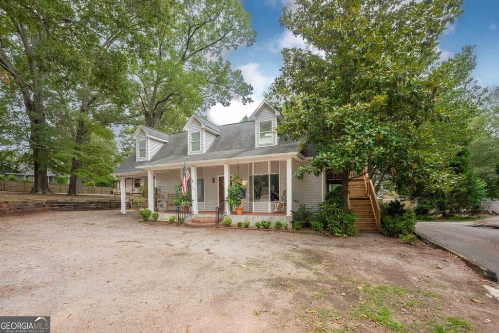 Photo of 536 East Avenue, Madison, GA 30650 (MLS # 10880510)
