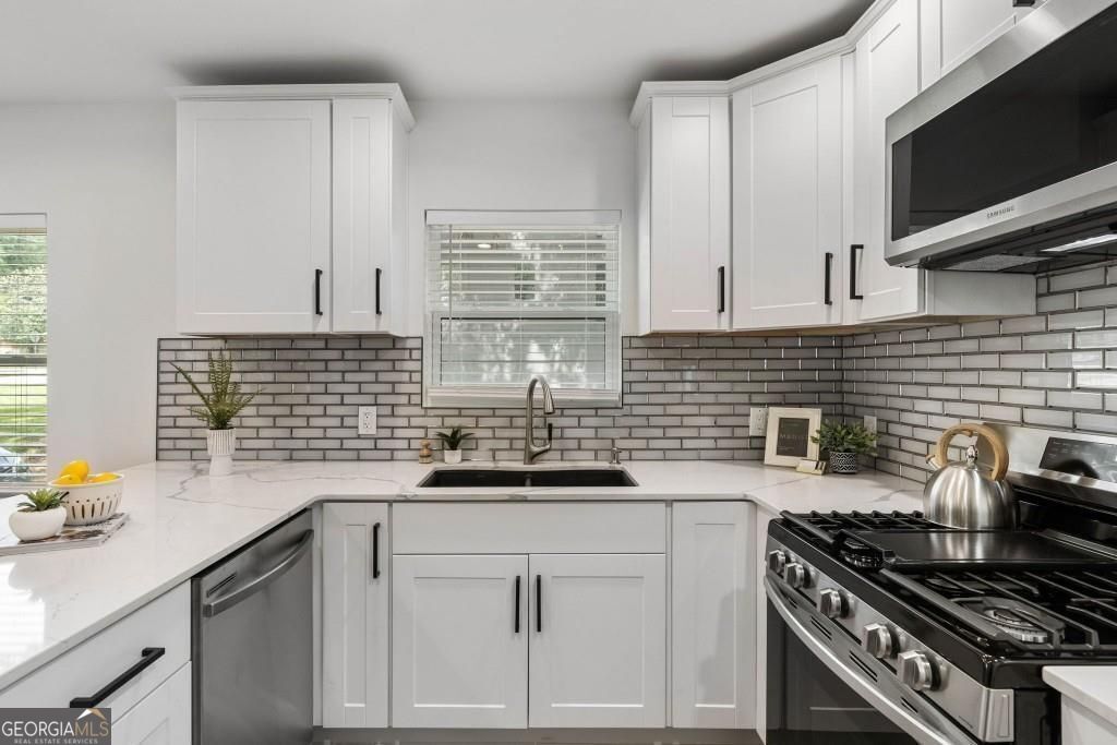 Atlanta, Georgia 30310, United States, ,Residential,Active,178124