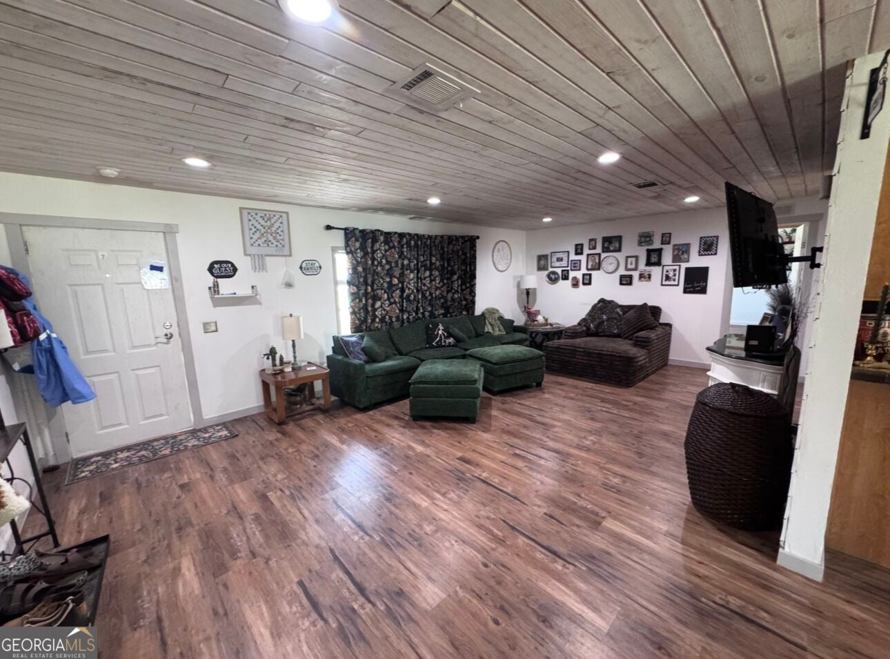 11834 HWY 23