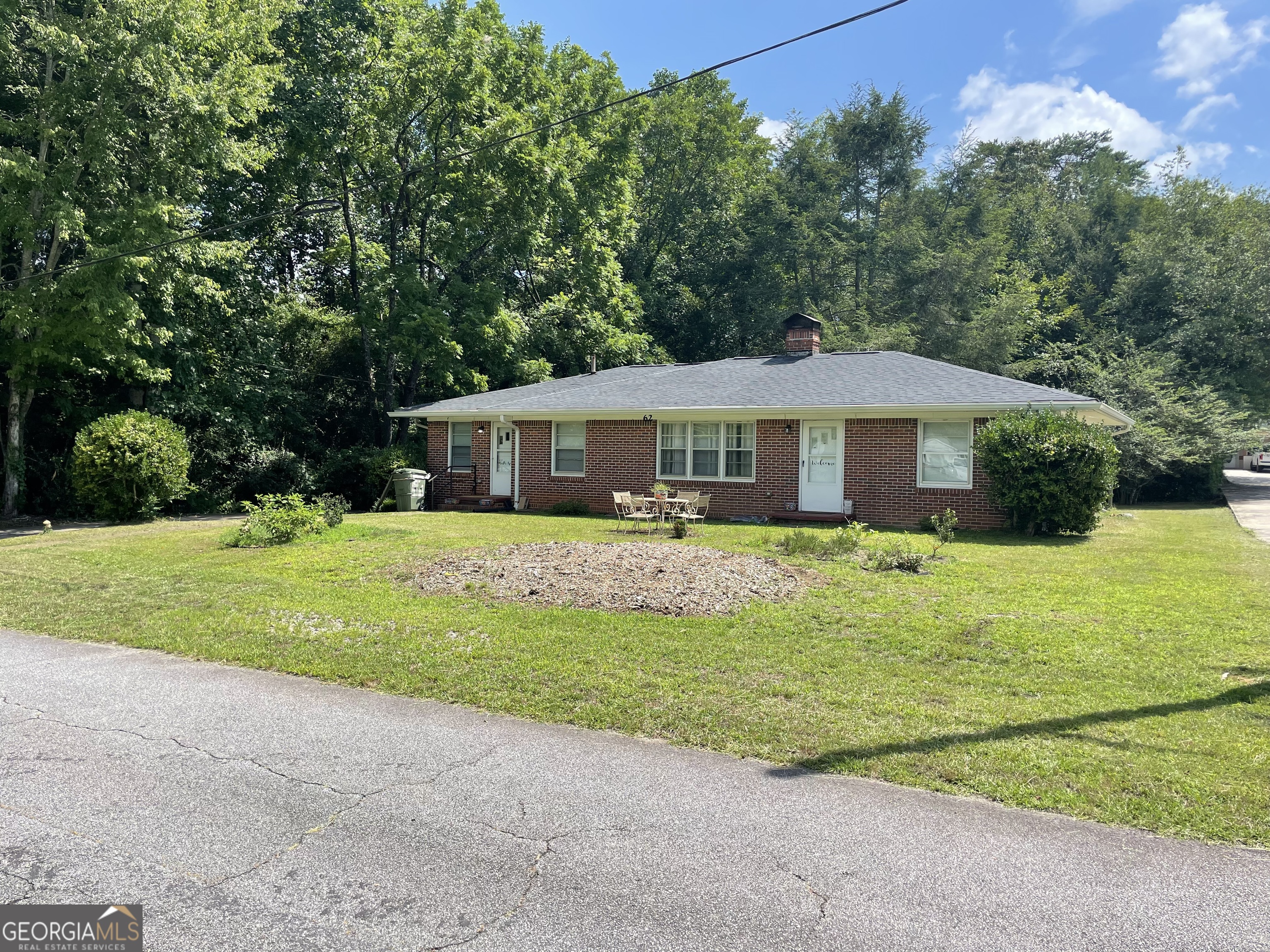 3 Bedroom, 2 bath ranch on approximately 0.68 +/- lot in peaceful city limits of Cleveland! This charming ranch-style home offers the perfect blend of comfort and convenience, featuring 3 spacious bedrooms, 2 full baths and walking and driving distance to town. This house would make a great starter home or rental property.