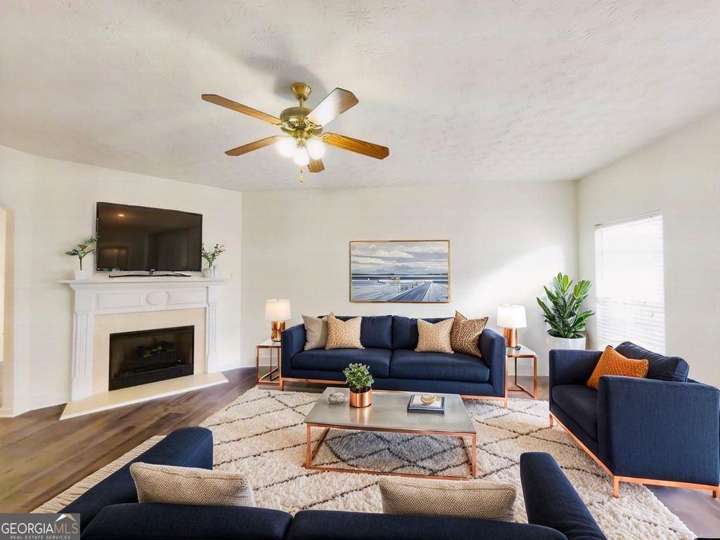 Photo of 619 Kenridge Way, Suwanee, GA 30024 (MLS # 10704656)