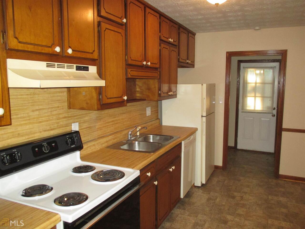 Riverchase - Residential Lease