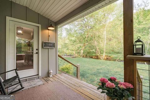 A home in Mineral Bluff