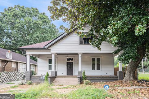 Photo of 981 Metropolitan Parkway SW, Atlanta, GA 30310 (MLS # 10652068)