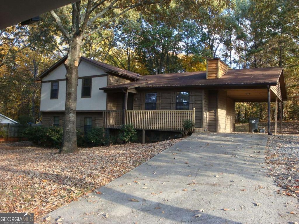 Photo of 568 Russell Road, Lawrenceville, GA 30043 (MLS # 10653466)