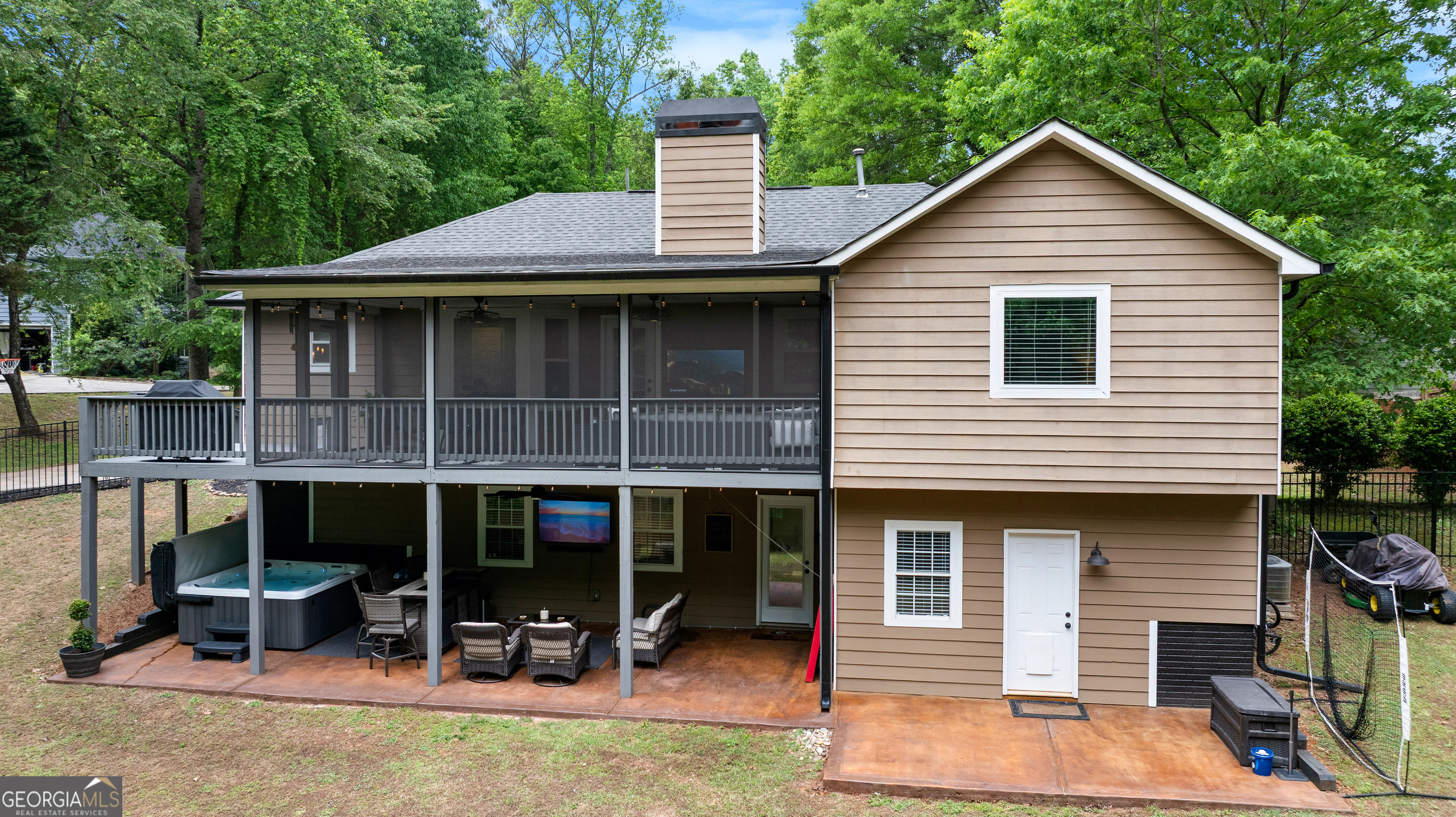 248 River Park DR