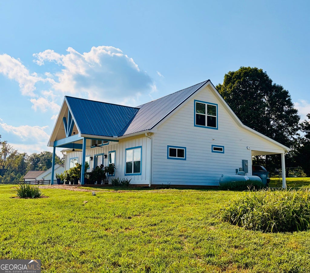 Photo of 132 Fairview Meadows Dr, Demorest, GA 30535 (MLS # 10870665)