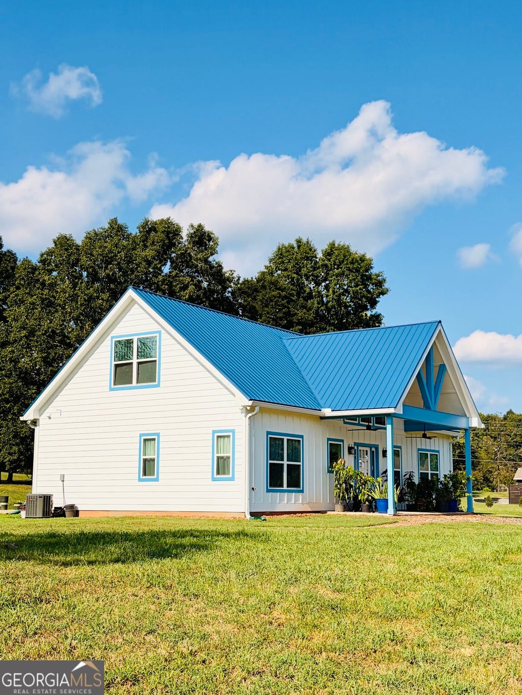 Photo of 132 Fairview Meadows Dr, Demorest, GA 30535 (MLS # 10870665)